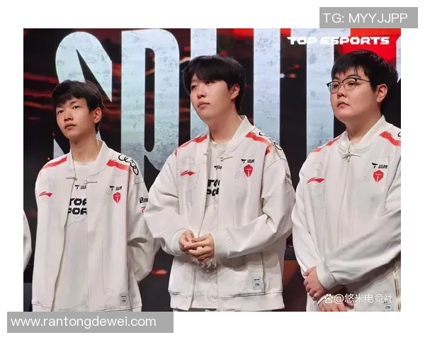 电竞新闻英雄联盟职业赛季TES战队个人能力大幅提升引发热议